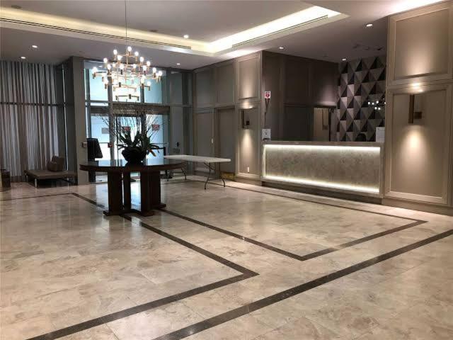 Luxury 2-Bedroom Apartment In Yorkville With The Best City View In Downtown Toronto Bagian luar foto