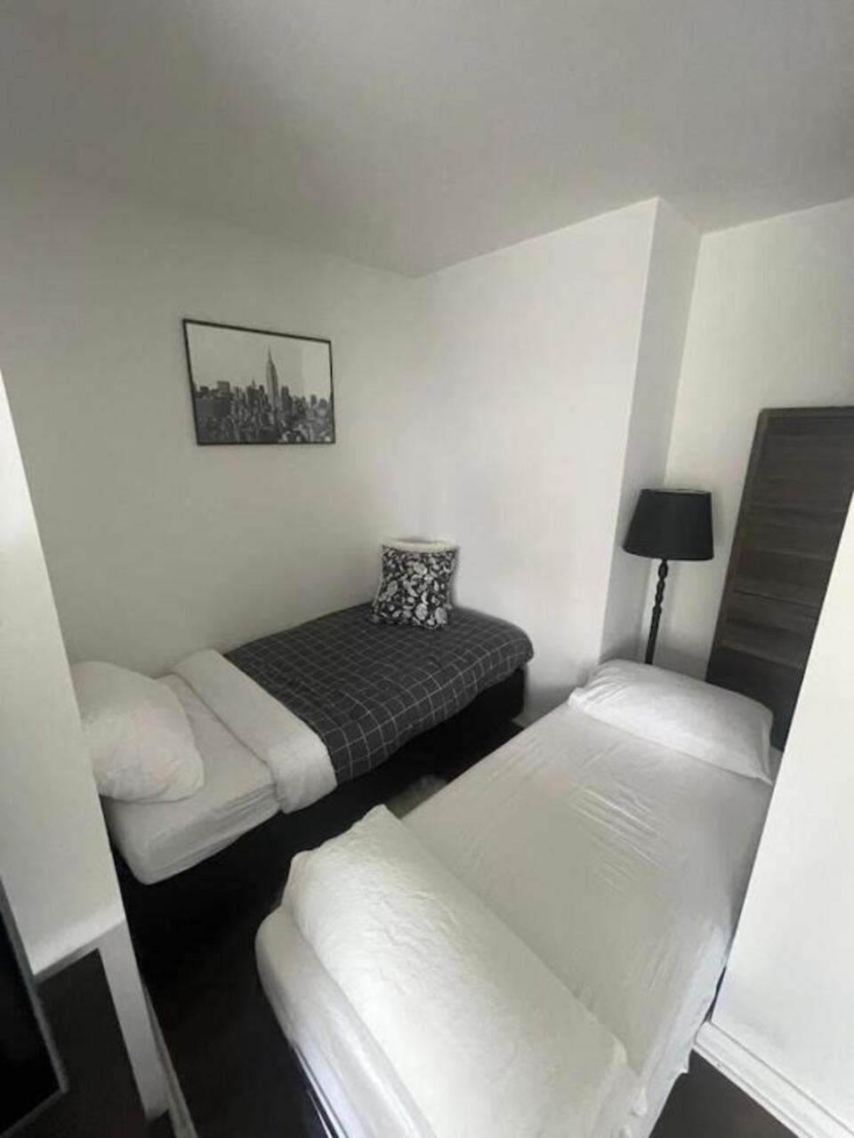Luxury 2-Bedroom Apartment In Yorkville With The Best City View In Downtown Toronto Bagian luar foto